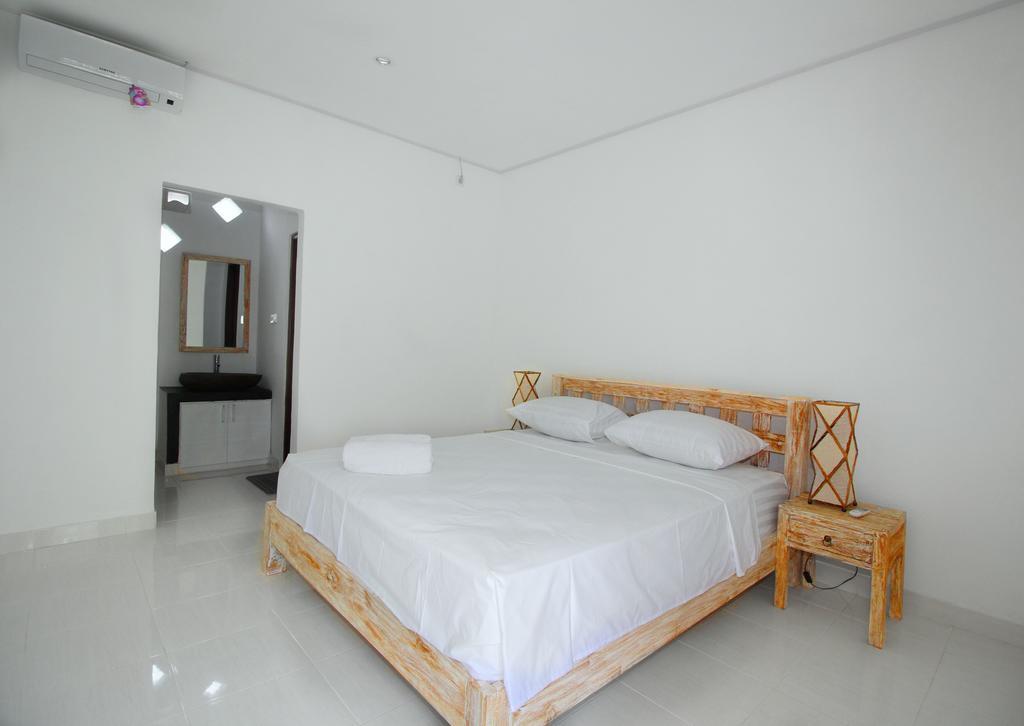 Andy Guesthouse Canggu  Exterior photo