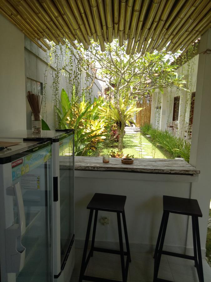 Andy Guesthouse Canggu  Exterior photo