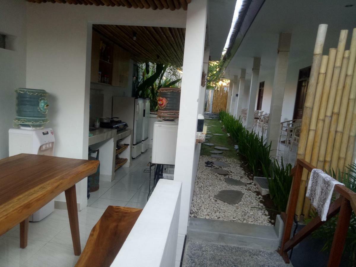 Andy Guesthouse Canggu  Exterior photo